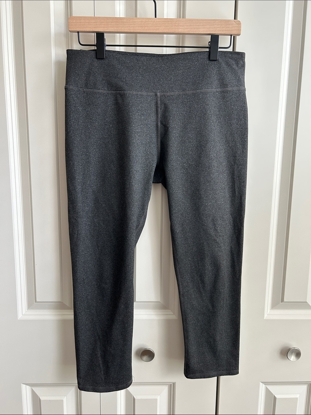Fabletics Charcoal Gray High-Rise Cropped Leggings